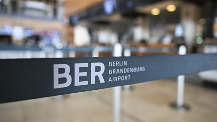 Berlin Havalimanında grev