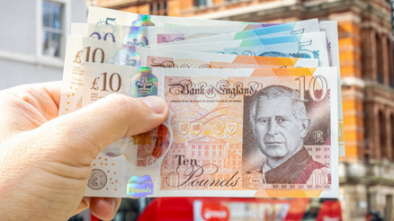 İngiltere’de banknotlarının tasarımında değişikliğe gidiliyor