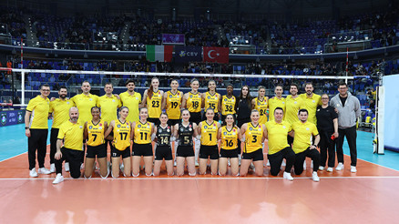 VakıfBank, seyircisi önünde Final-Four bileti arıyor