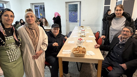 Lehrte’de Kadir Gecesi’nde Anlamlı Buluşma: Selimiye Camii’nde İftar ve Özel Program