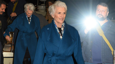 Elon Musk’ın model annesi Maye Musk İstanbulda... El fenerli önlem