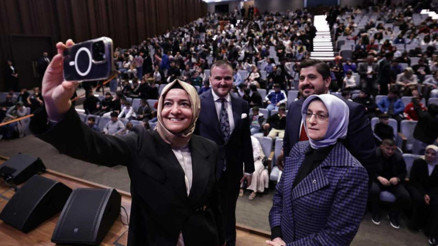 ‘Çocuk gülerse dünya güler’