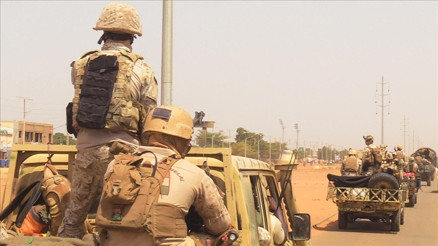 Nijerya ordusundan Boko Haram ve DEAŞa operasyon... 60tan fazla terörist öldürüldü