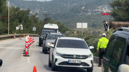 Bodruma son 24 saatte 25 bin araç giriş yaptı