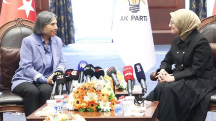 DEM Partiden AK Partiye bayram ziyareti