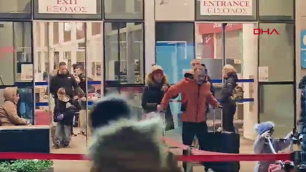 Midilli Adası’nda mahsur kalan Türk turisler yurda döndü