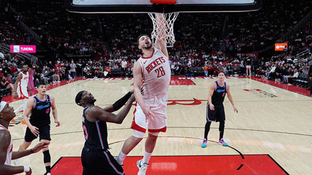 Alperenli Rockets son saniye basketiyle kazandı