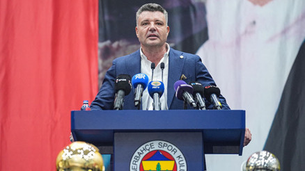 Sadettin Saran: Taraftarımızın da desteğiyle daha fazla kupa kazanacağız