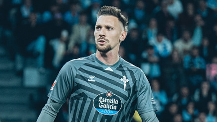 Türkiye maçı öncesi Romanyada şoke eden sakatlık Lucescu düşünceli