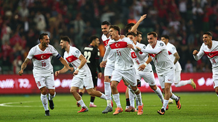 TÜRKİYE DÜNYA KUPASI PLAY-OFF YARI FİNAL MAÇI GÜNÜ VE SAATİ 2026 CANLI YAYINI (MİLLİ MAÇ NE ZAMAN) || Türkiye Romanya milli maçı ne zaman, saat kaçta, nerede oynanacak Türkiye Romanya maçı tek maç mı, rövanşı var mı İşte canlı yayın saat ve kanal bilgisi
