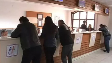 Bakan Gürlekin tapu kayıtlarını sorgulayan müdür gözaltına alındı