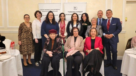 Londra’da 55 yıllık Türk derneğinden kutlama