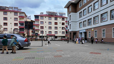 Düğünlerde kullanılıyor: Öğrenci okula getirdi, 30 arkadaşı rahatsızlandı