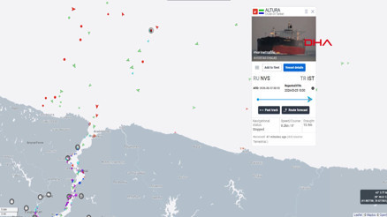 Karadeniz açıklarında vurulan Türk petrol tankeri telsizden yardım istedi