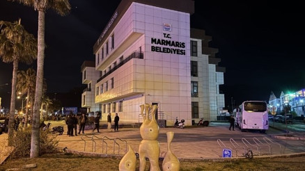 Marmariste belediyeye rüşvet soruşturmasında 3 kişi gözaltına alındı