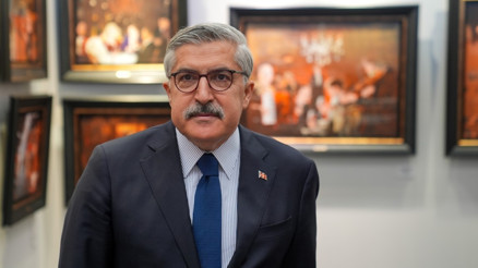 AK Partili Yaymandan ArtAnkara 12nci Uluslararası Çağdaş Sanat Fuarına ziyaret