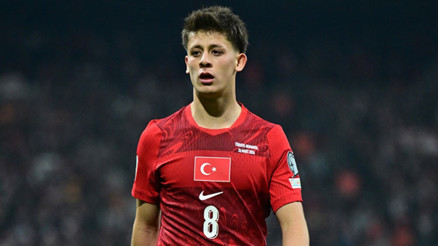 Arda Gülerden 40 metrelik çılgın pas