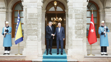 Denis Beciroviç Dolmabahçe’de