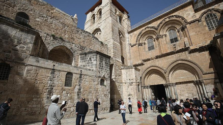 ABD Büyükelçisi, İsrail polisinin Latin Patriğinin Kıyamet Kilisesine girişini engellemesine tepki gösterdi ABD Büyükelçisi, İsrail polisinin Latin Patriğinin Kıyamet Kilisesine girişini engellemesine tepki gösterdi