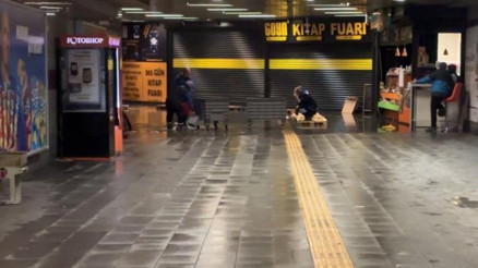 Mecidiyeköy metro istasyonunu su bastı