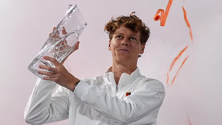 Miami Açıkta şampiyon Jannik Sinner