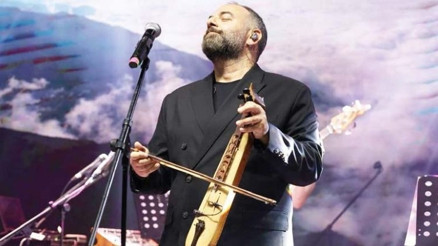 Selim Bölükbaşı Kadıköy Sahne’de