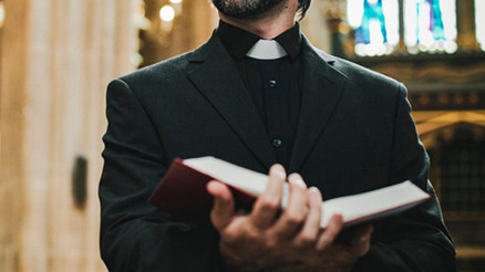 Alman rahipe cinsel istismardan hapis cezası