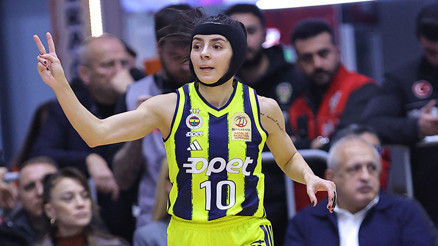 Fenerbahçede Alperi Onar Galatasaray derbisinde yok