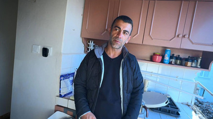 İstanbulda daire sahibine büyük şok: Üst kata vurduğu gibi hepsi aşağı indi
