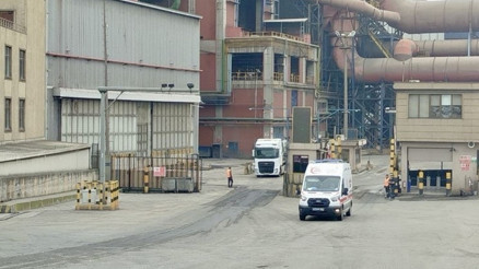 Kocaelide fabrikada yüksekten düşen 3 işçi hayatını kaybetti
