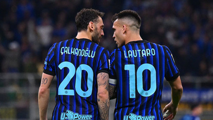 Hakan Çalhanoğlunun gol attığı maçta Inter, Romayı 5 golle geçti