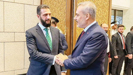 Dışişleri Bakanı Hakan Fidan Zelenski ve Şara buluştu... Şam’da 3’lü zirve