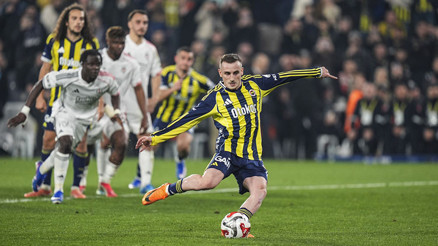 Fenerbahçe için yarışa tutunma penaltısıydı