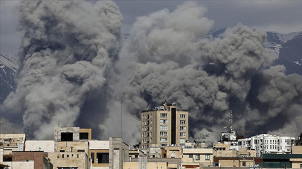 İran Devrim Muhafızları komutanlarından Hademi öldürüldü