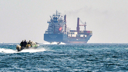 3 Türk gemisi Hürmüz’ü geçti