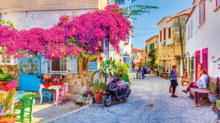 Alaçatı’da kitap rüzgârı