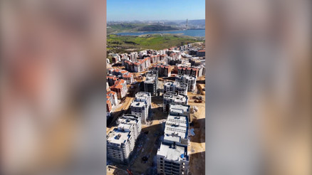 Bakan Kurum, Sazlıbosnadaki İlk Evim Projesinin sosyal konutlarını paylaştı