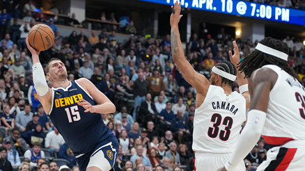 Nikola Jokic triple-double yaptı, Nuggets kazandı
