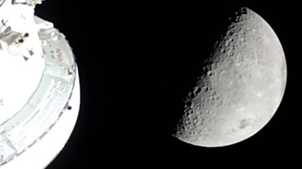 Ay’ın öteki yüzünü gördüler Rekor kıran Artemis II Dünya’ya dönüşe geçti