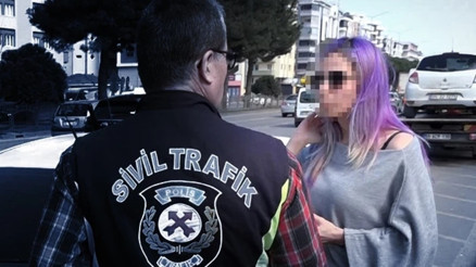 Ceza kesilen korsan taksici, taşıdığı yolcuları suçladı; 100 bin lira ceza kesildi