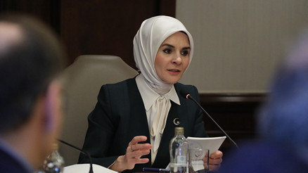 Bakan Göktaş: Oyunları kapatmak, toptan yasaklamak gibi bir gündemimiz yok