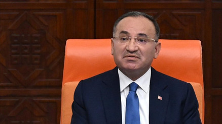 TBMM Başkanvekili Bozdağdan ara seçim açıklaması: Türk halkının böyle bir gündemi ve talebi de yoktur