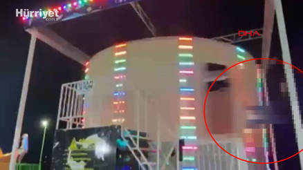 Lunaparkta, Sıfır yer çekimi adlı eğlence aletinden fırladığı anlar kamerada