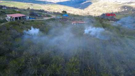 Manisa’da üreticilerden ‘zirai don nöbeti; badem ağaçlarına dumanlı koruma