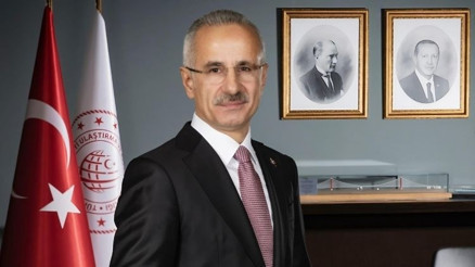 Bakan Uraloğlundan düşen Libya uçağına ilişkin açıklama