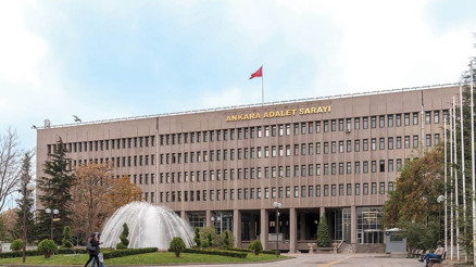 Soygunu babası ortaya çıkarttı
