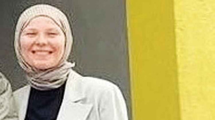 Ayşegül öğretmen ölü bulundu