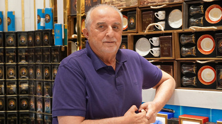 Dünya Ahileri Ödül Töreni’nde Avni Ongurlar’a ödül