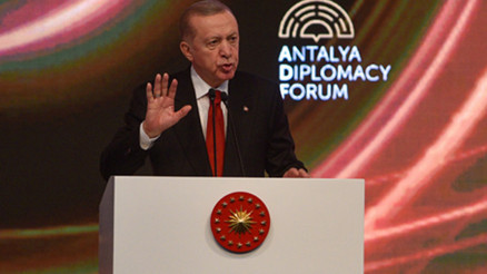 Diplomasinin zirvesi Antalyada buluşuyor