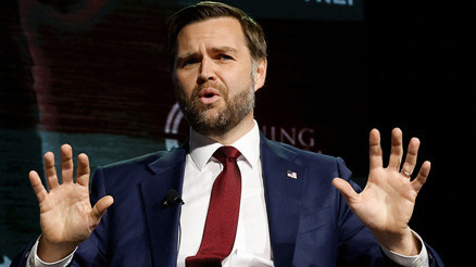 JD Vance yuhalandı: Öğrenciden Gazze çıkışı